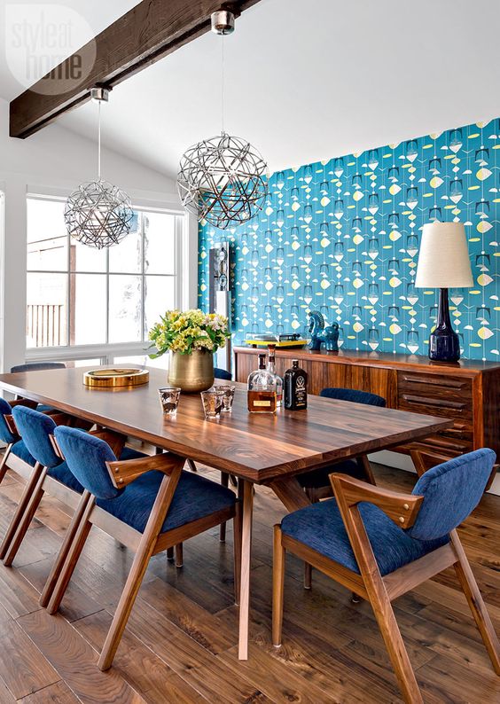 Turquoise Mid-century modern dining chairs via @styleathome