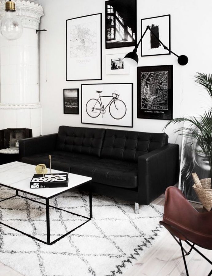 10 Black Sofas for a Dramatic Look