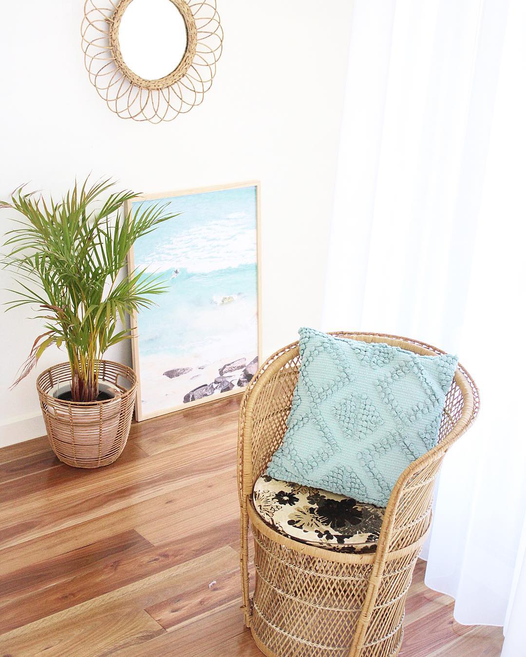 Coastal Accent Chair @k Bloves 