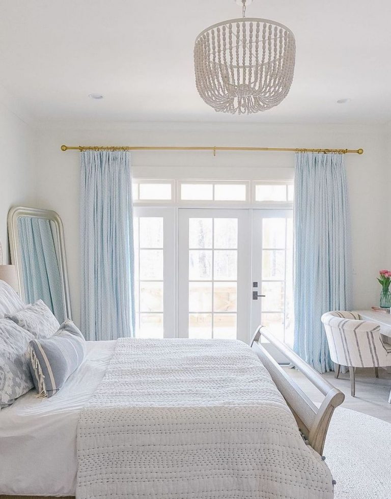 27-dreamy-coastal-bedroom-decor-ideas