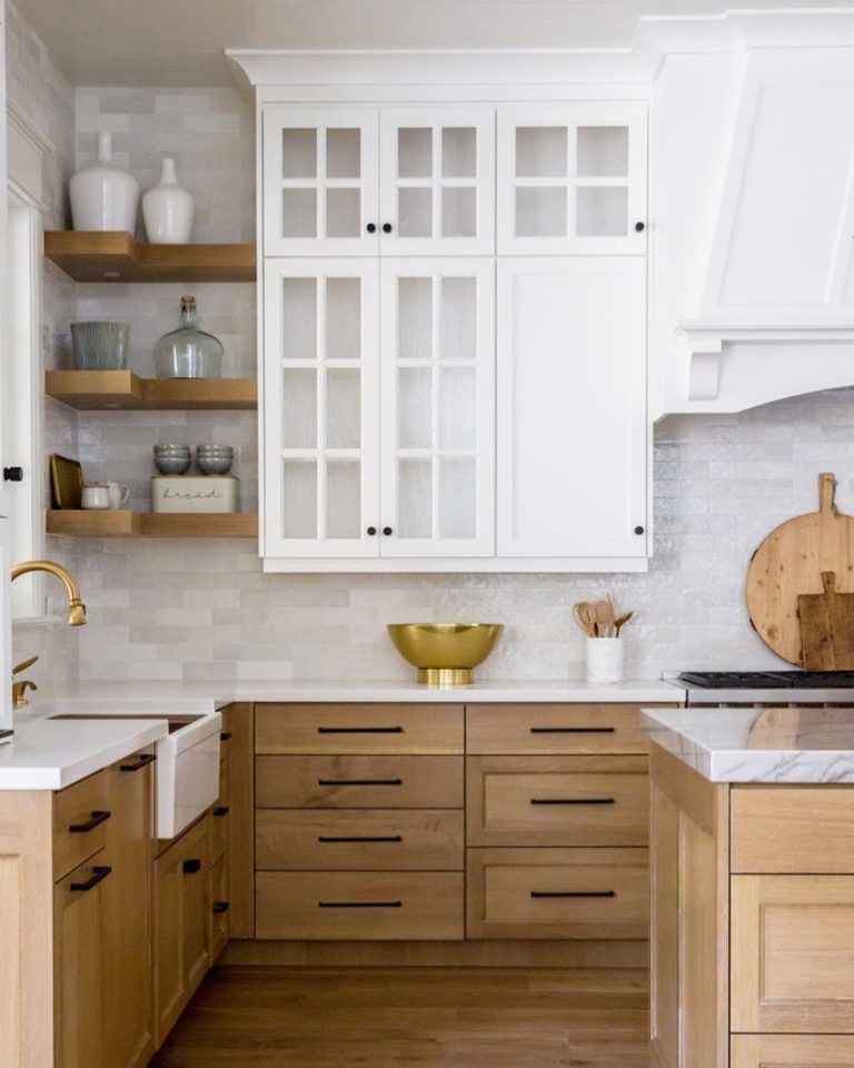 White Marble And Wood Kitchens Via @bedrosianstile 768x960 