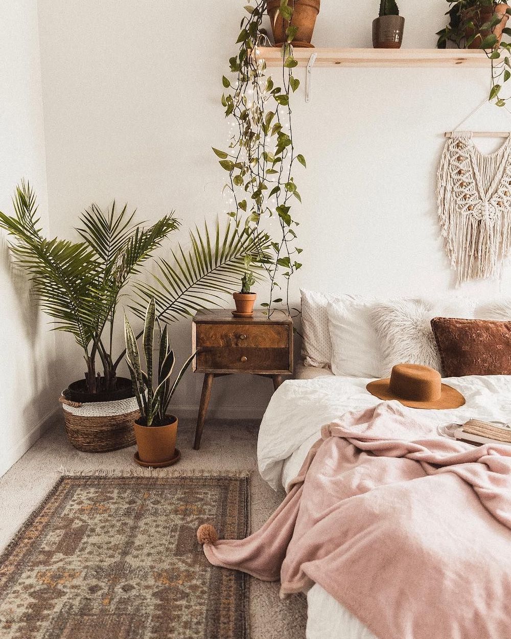 Bohemian Bedroom with wood nightstand via @shylacino