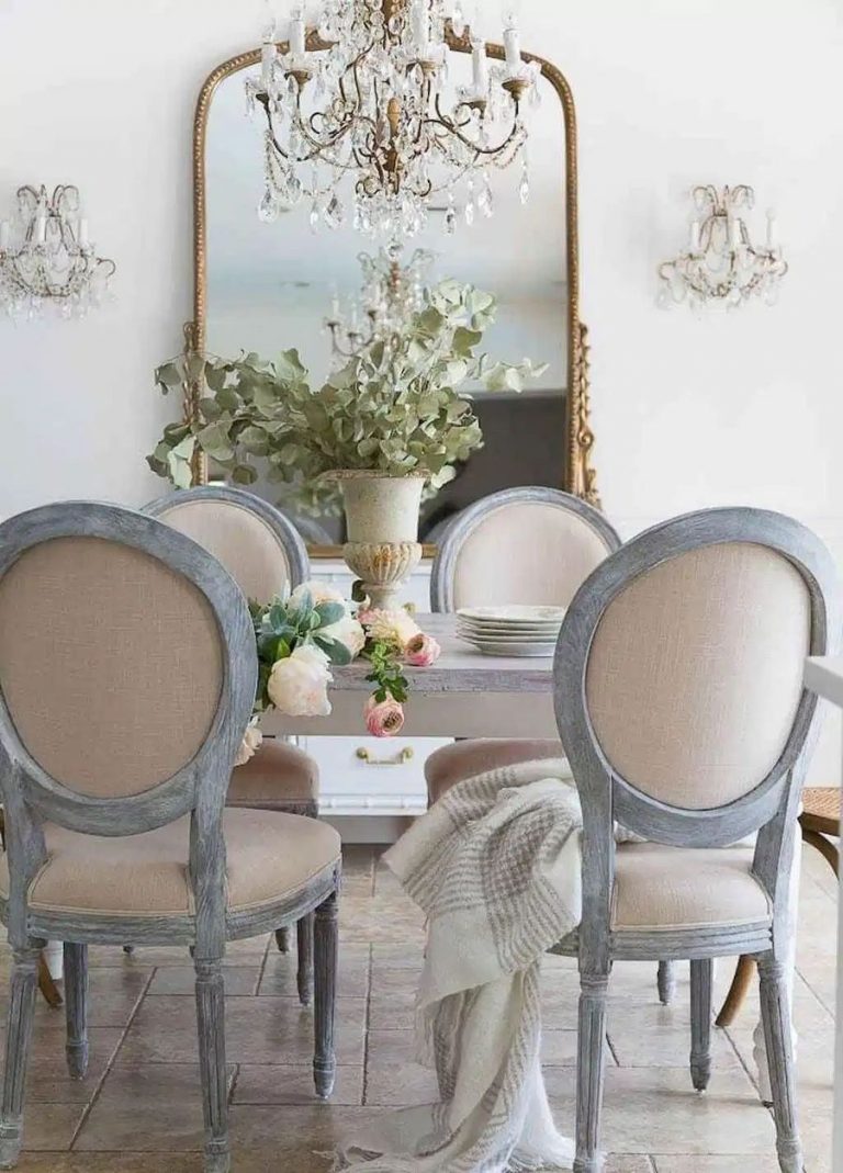 37 Charming French Country Dining Rooms