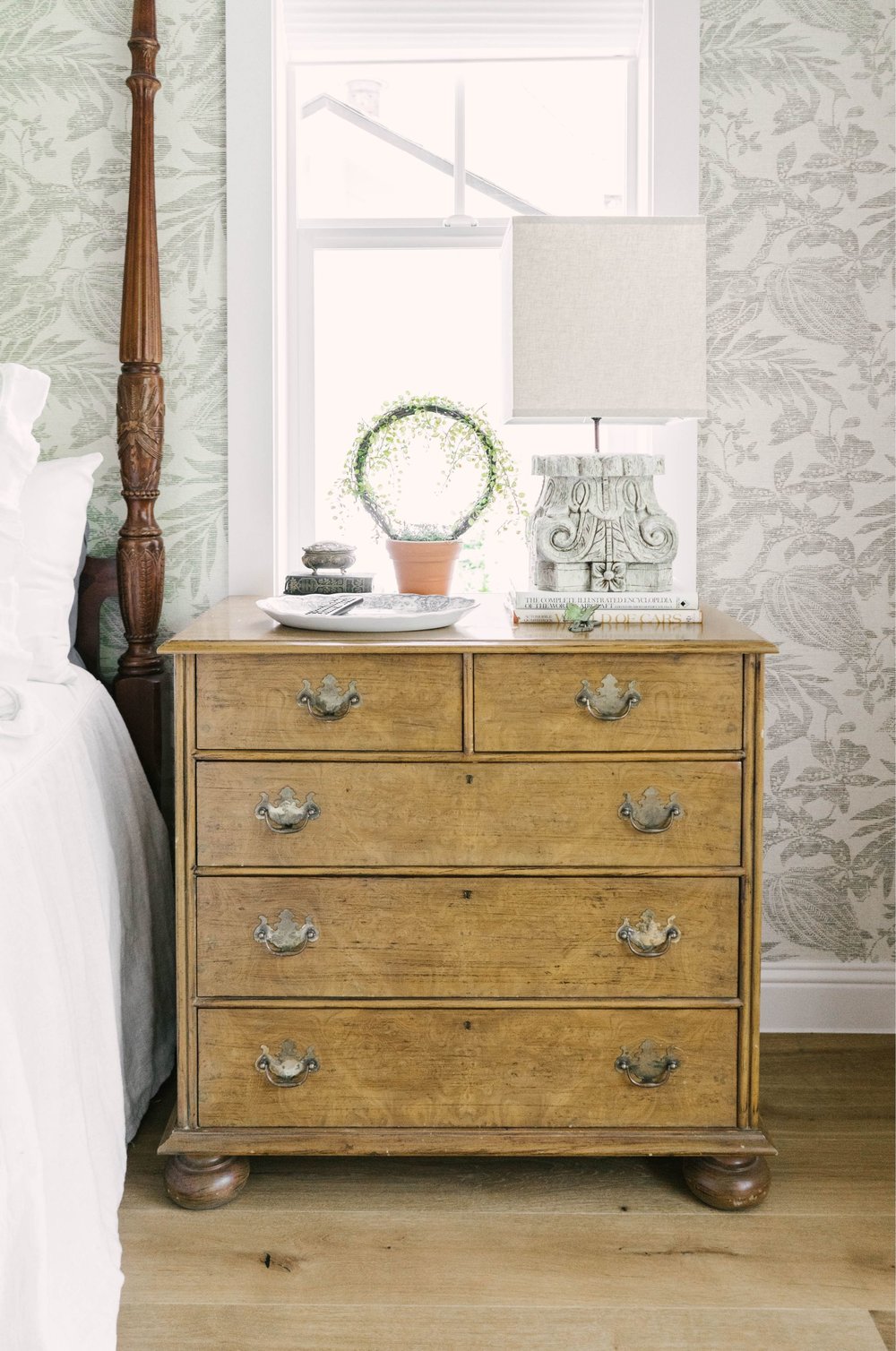 Bedroom dresser via Farmhouse Living