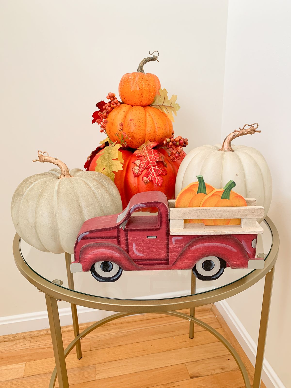 Cozy Fall Accent Chair Decor