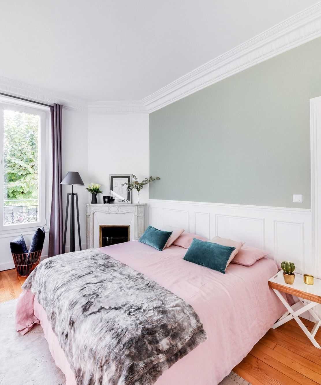 Parisian bedroom with Green accent wall via CoteMaison Isabelle Le Rest Interieurs