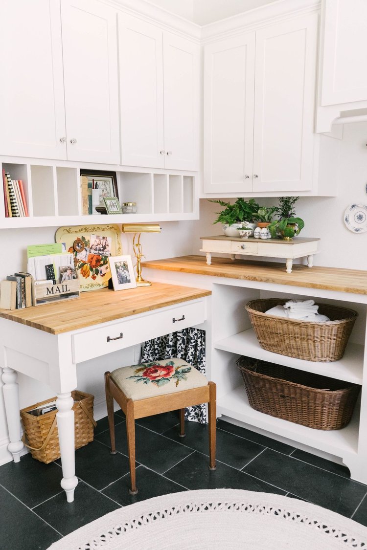 Vintage style Laundry room via Farmhouse Living