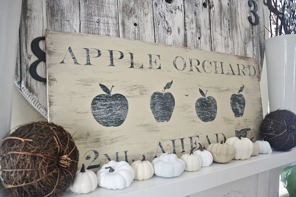 DIY Antique Orchard Fall Sign via lizmarieblog