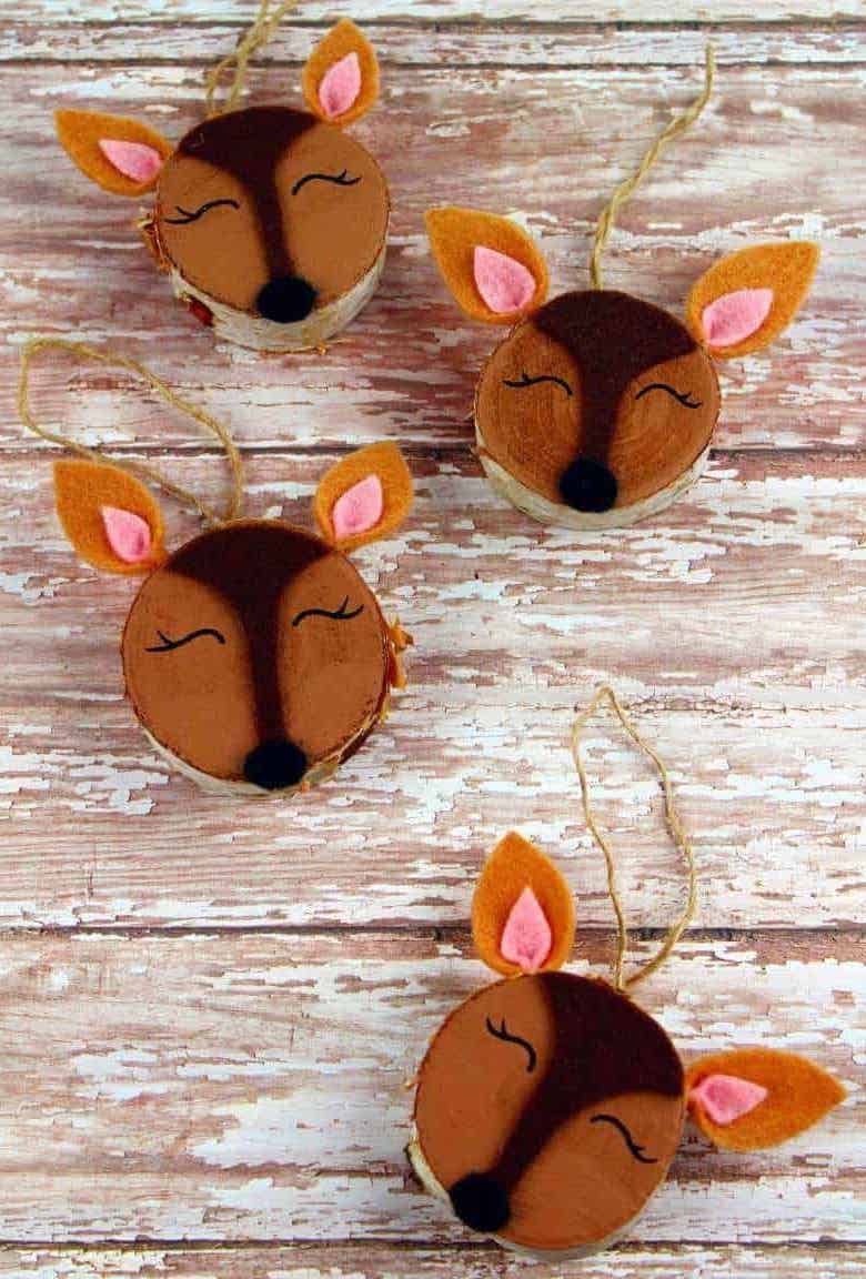 DIY Christmas Decorations Wooden Slice Doe Ornaments via theinspirationedit