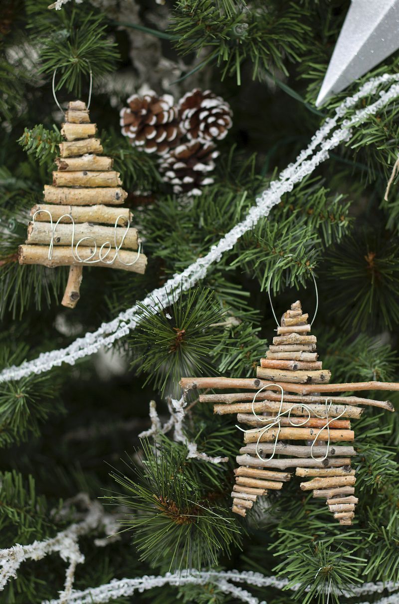 Download 23 Diy Rustic Christmas Ornaments To Hang On Your Tree PSD Mockup Templates