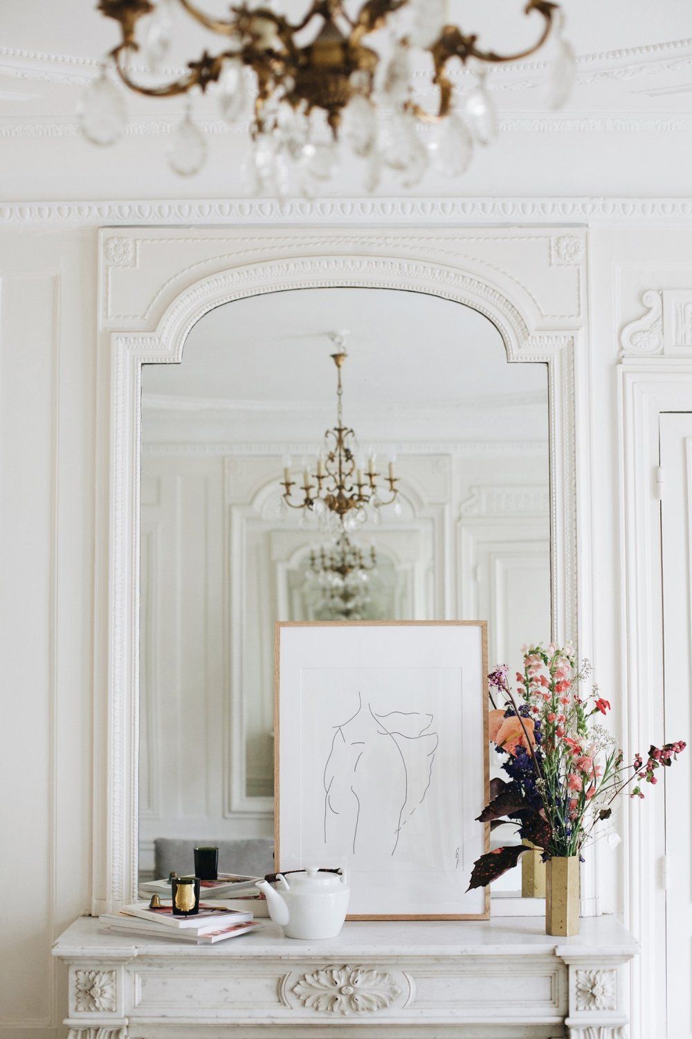 Parisian fireplace via Fantine Reucha