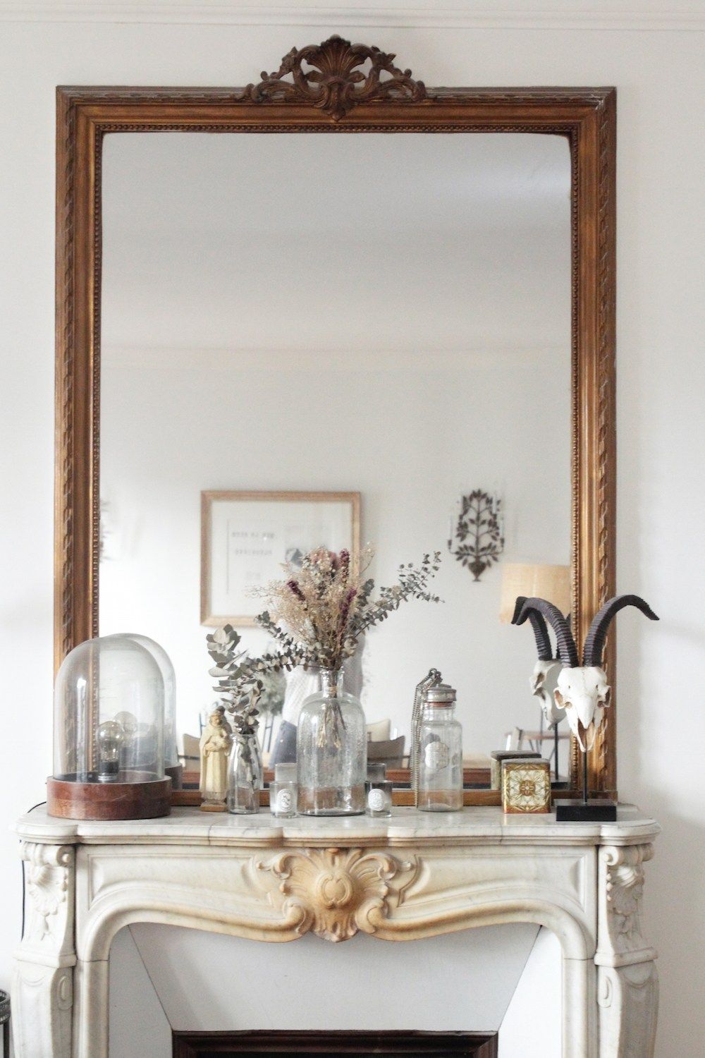 Parisian fireplace via Hello-hello Laure de Sagazan