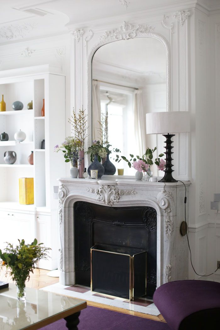 Parisian fireplace with Black table lamp via adenorah