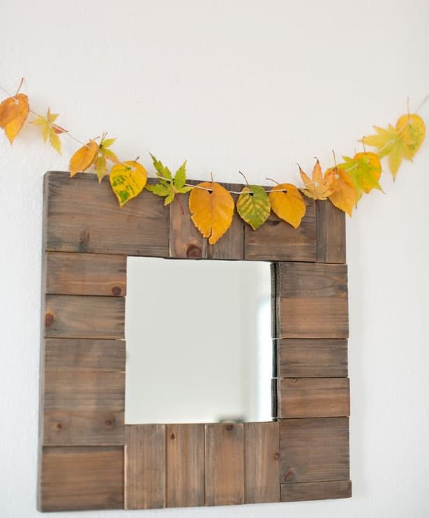 Super Easy DIY Natural Fall Leaf Garland via hellowonderful