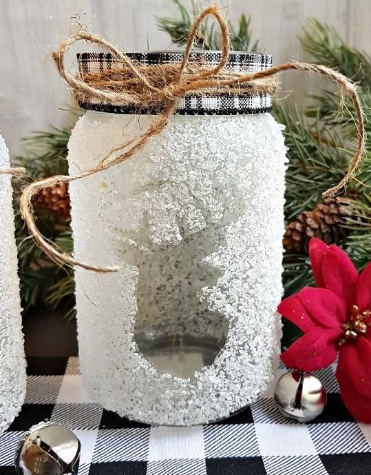 DIY Snow Covered Christmas Mason Jar Craft via dailydiylife