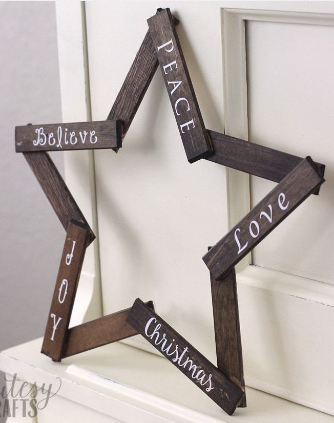 Farmhouse Wood Star Christmas Decoration via cutesycrafts