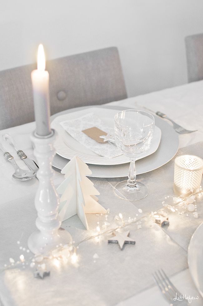 White Christmas Tablescape Decor via littlefew