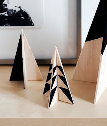 DIY Scandi Modern Wood Christmas Tree Set via curbly