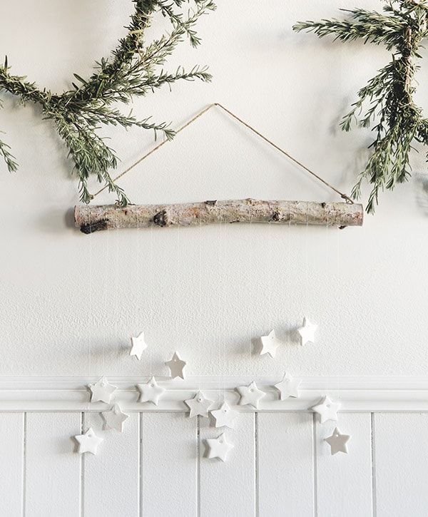 23 DIY Scandinavian Christmas Decorations with Nordic, Hygge Vibes