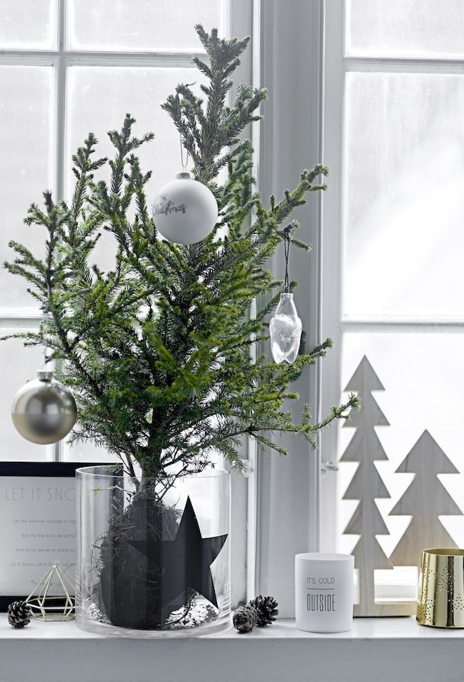Mini Scandi Christmas Tree on Window via Bloomingville