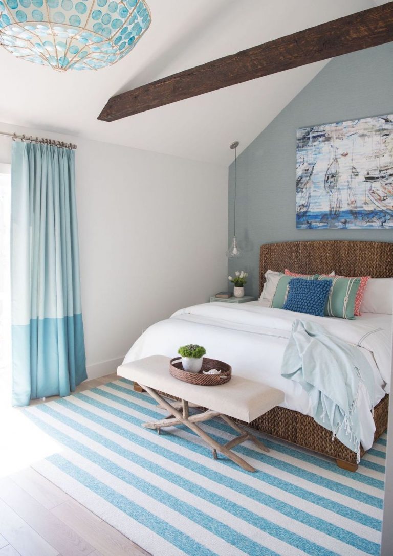 21 Classic Coastal Rugs You Won't Regret Buying