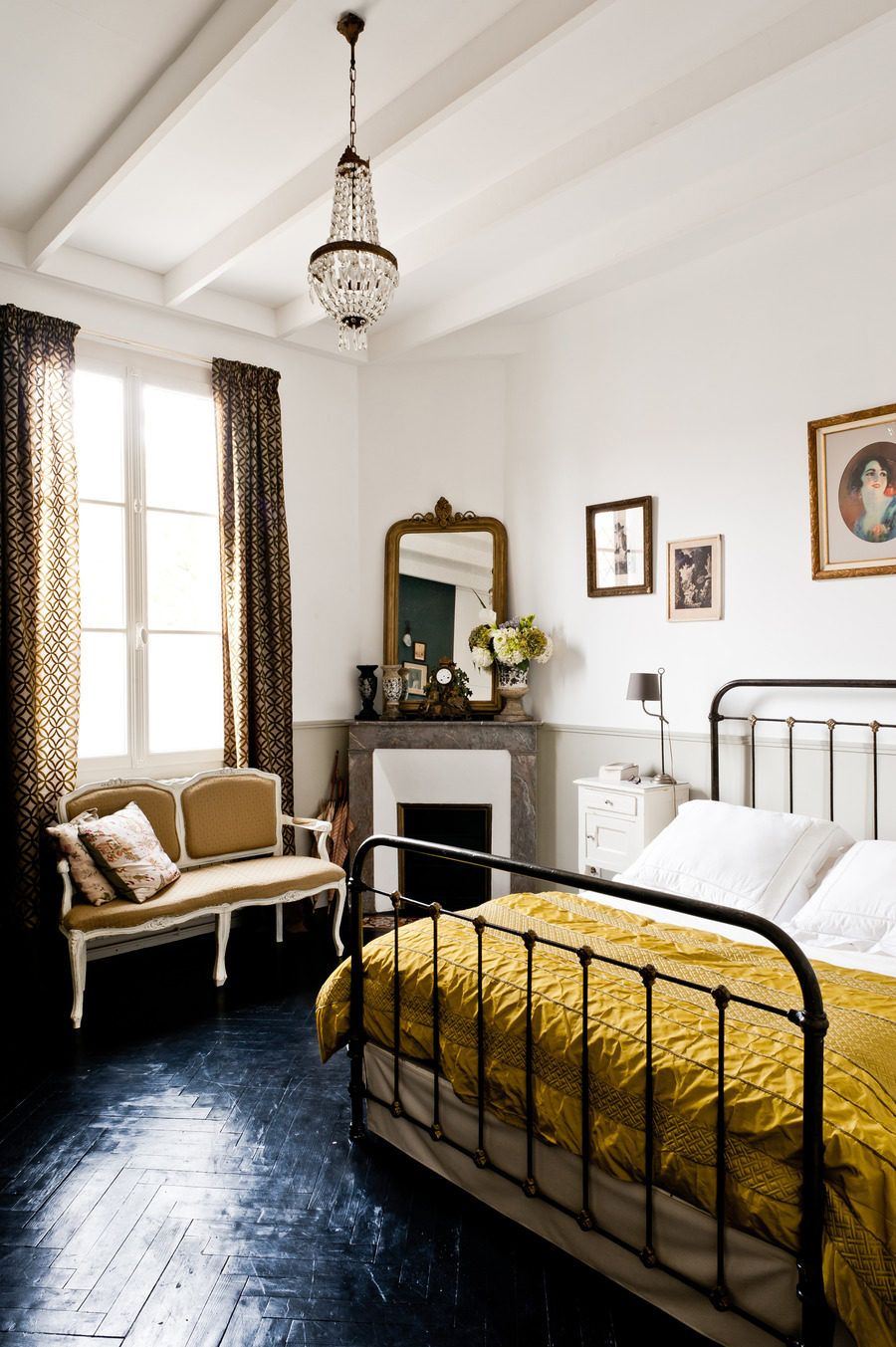 40 French Country Bedrooms to Make You Swoon - French Country BeDroom With Black Iron BeD Via SMP Julien FernanDez