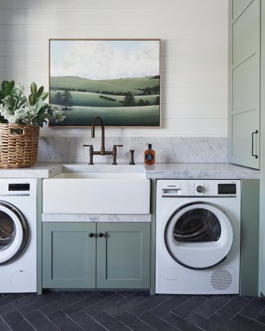 15 Creative Laundry Room Decor Ideas