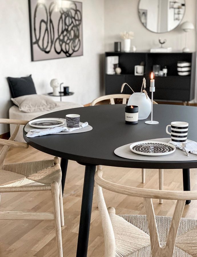 17 Scandinavian Dining Tables with Hygge Style