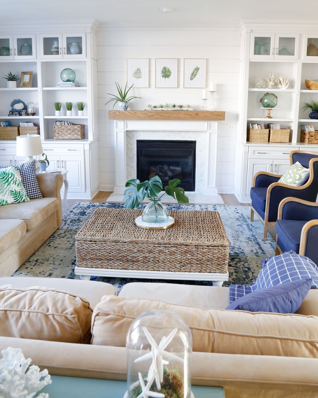 39 Coastal Living Rooms to Inspire You