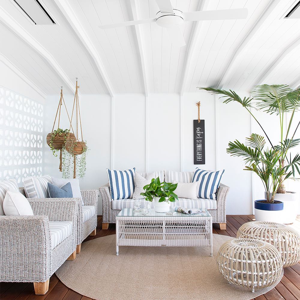 Coastal Living Room with Wicker Furniture @donna_guyler_design
