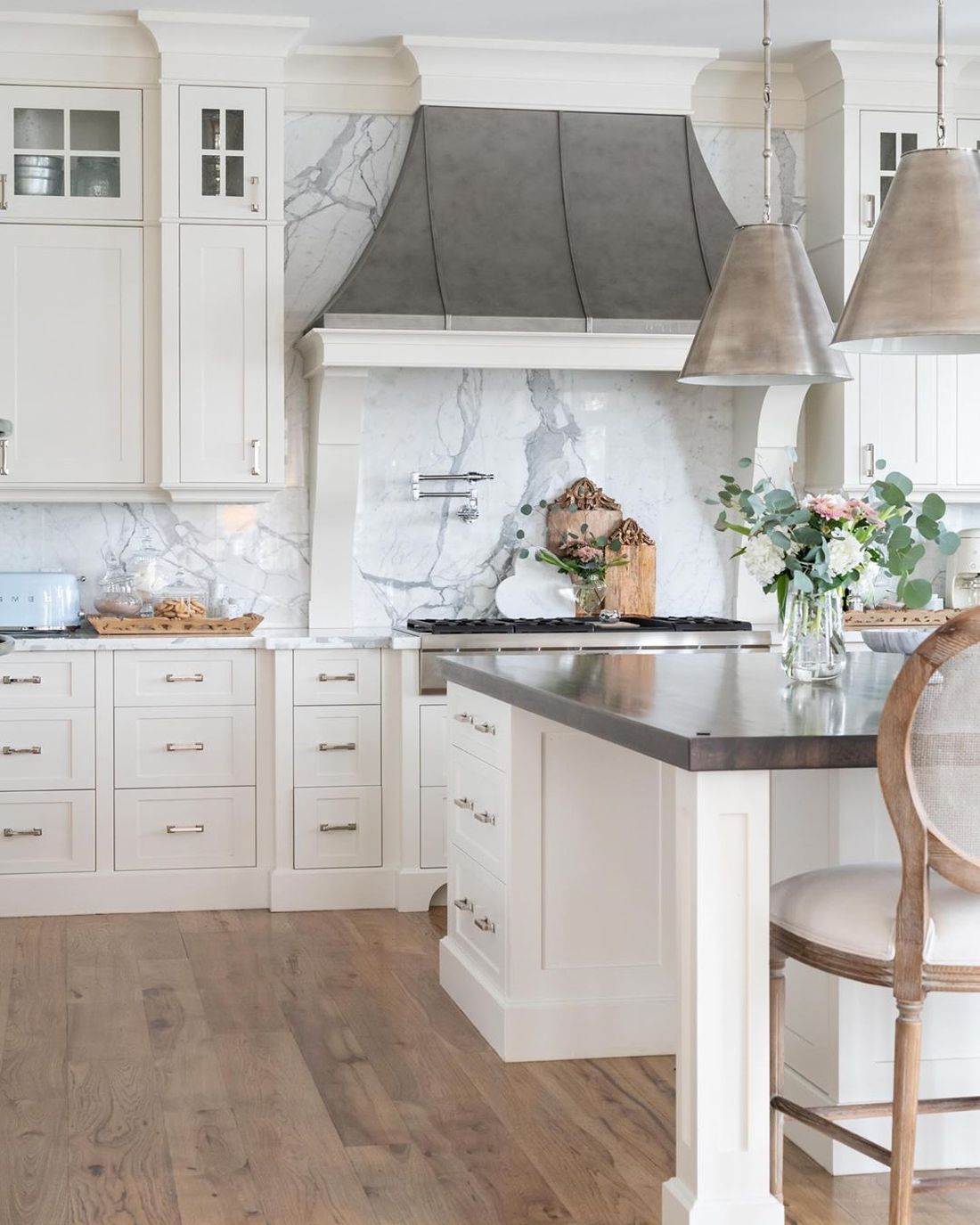 French Country Kitchen With French Louis Counter Chairs Via @decoratinglife.ca  