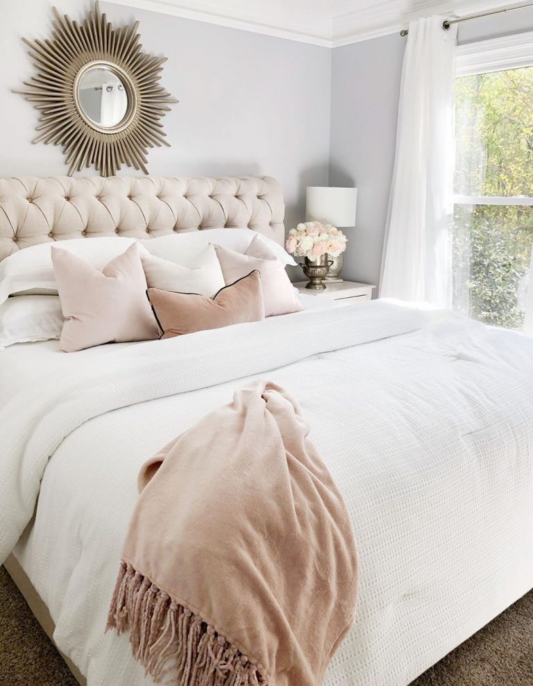 19 Feminine Bedrooms with Style