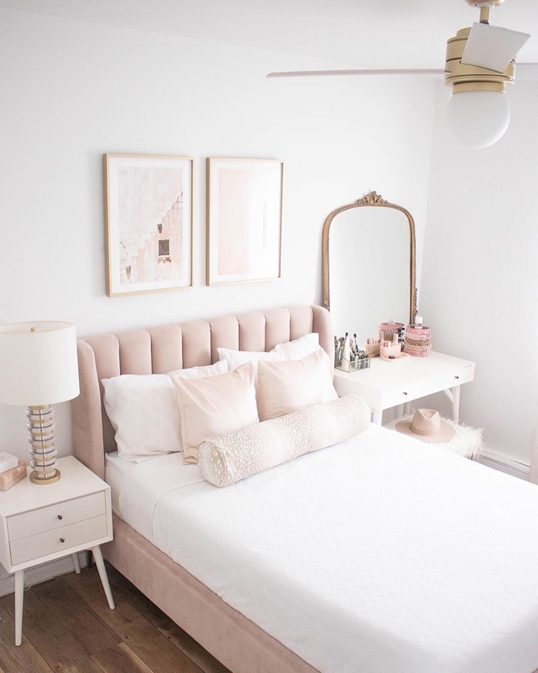 Feminine Bedroom with Gold Mirror via @teresalaucar