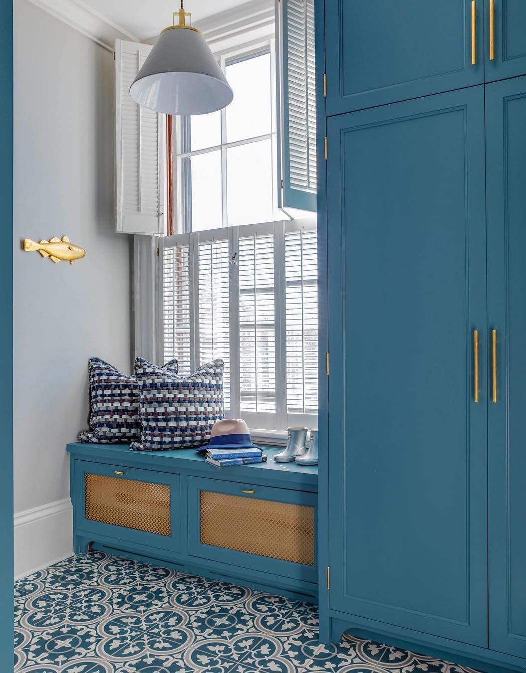 Coastal Entryway Mudroom with Teal Cabinets via @digsdesignco