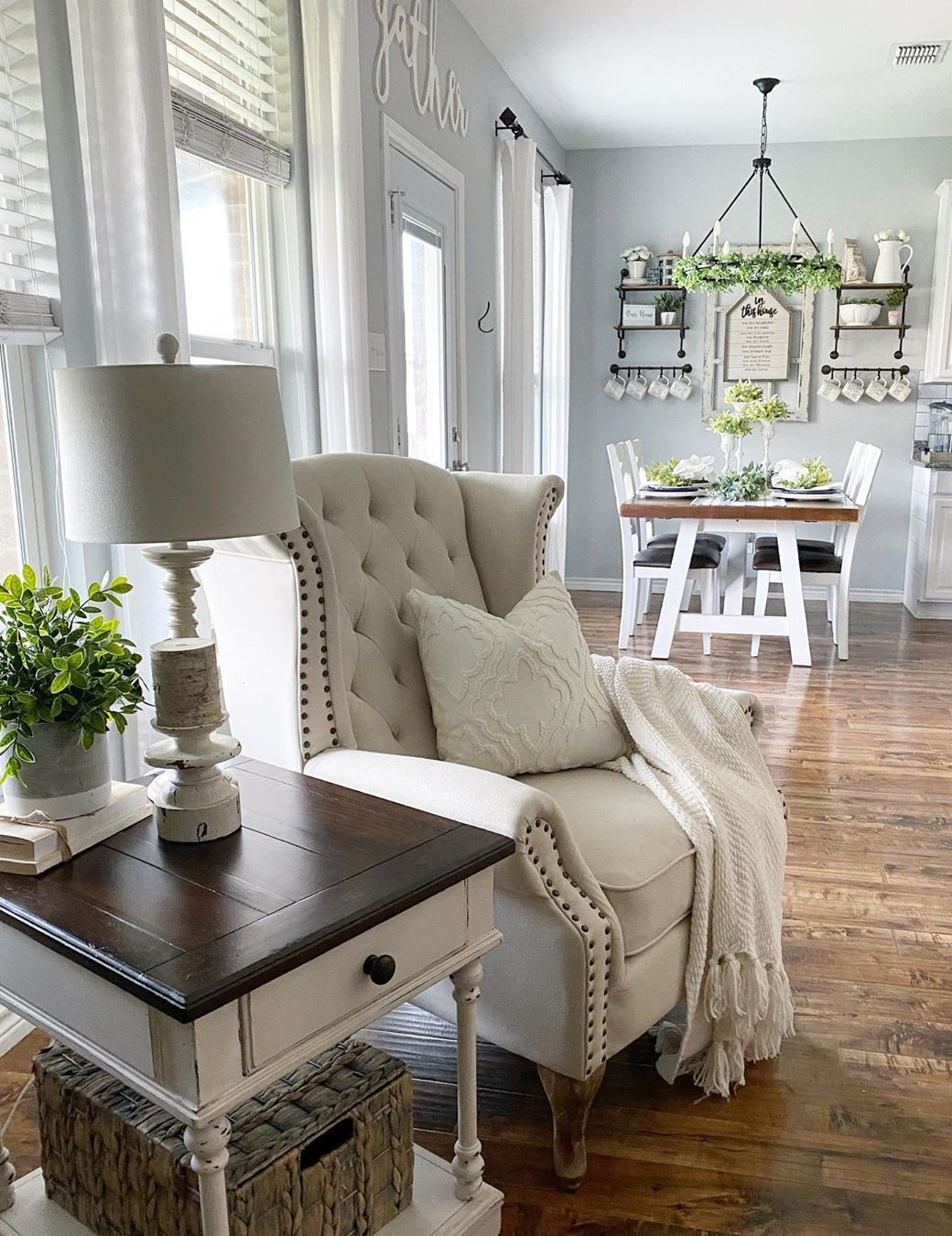 accent chairs and table