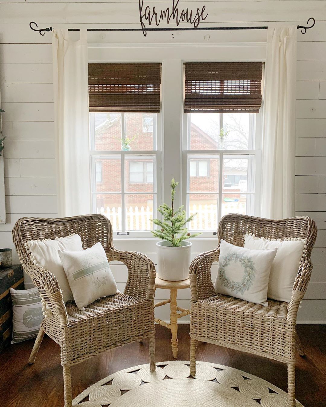 Modern best sale farmhouse armchair