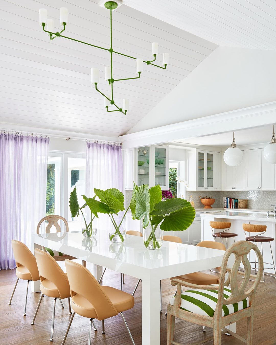 beachy kitchen table and chairs