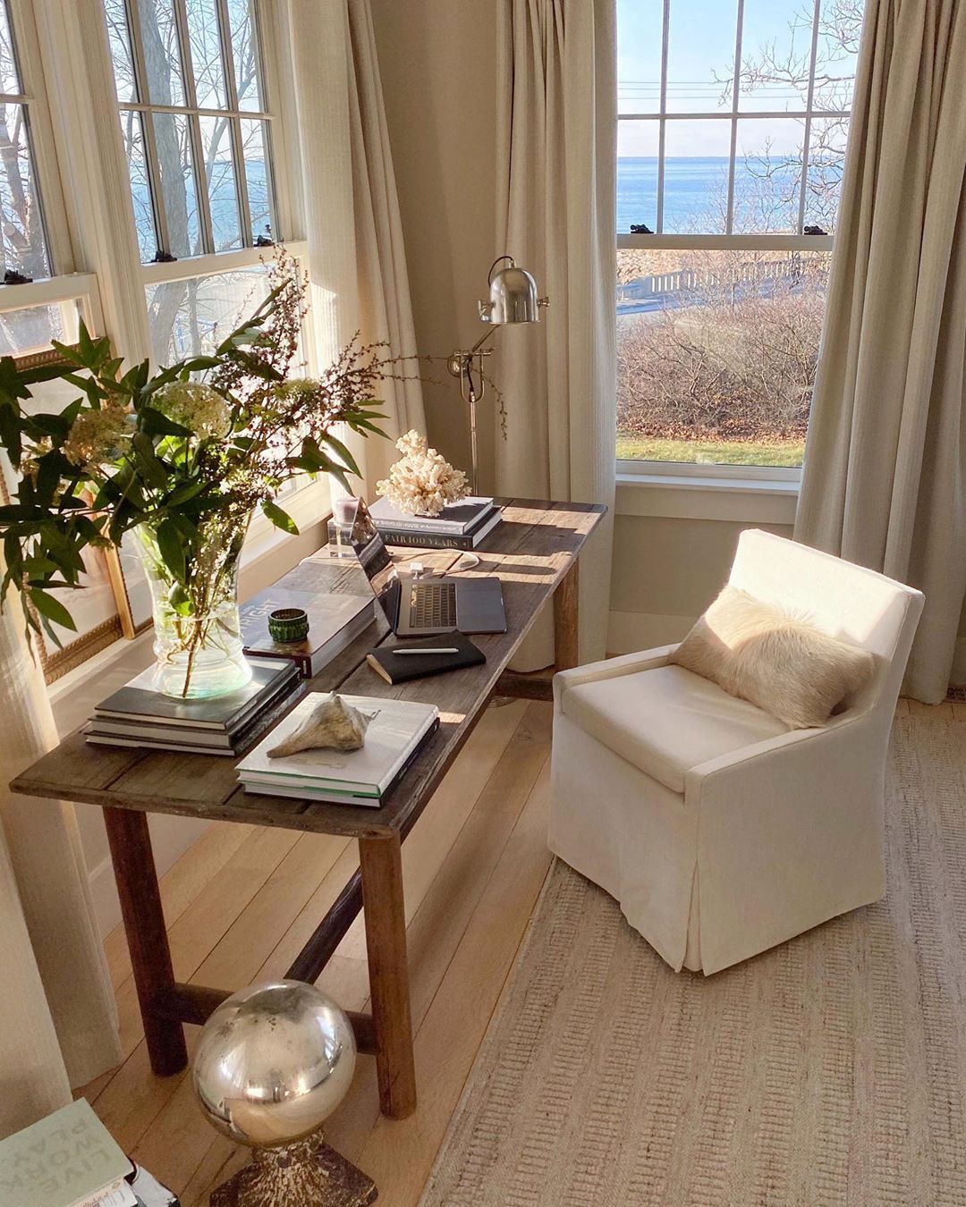 Coastal Office with Driftwood Desk via @oldsilvershed