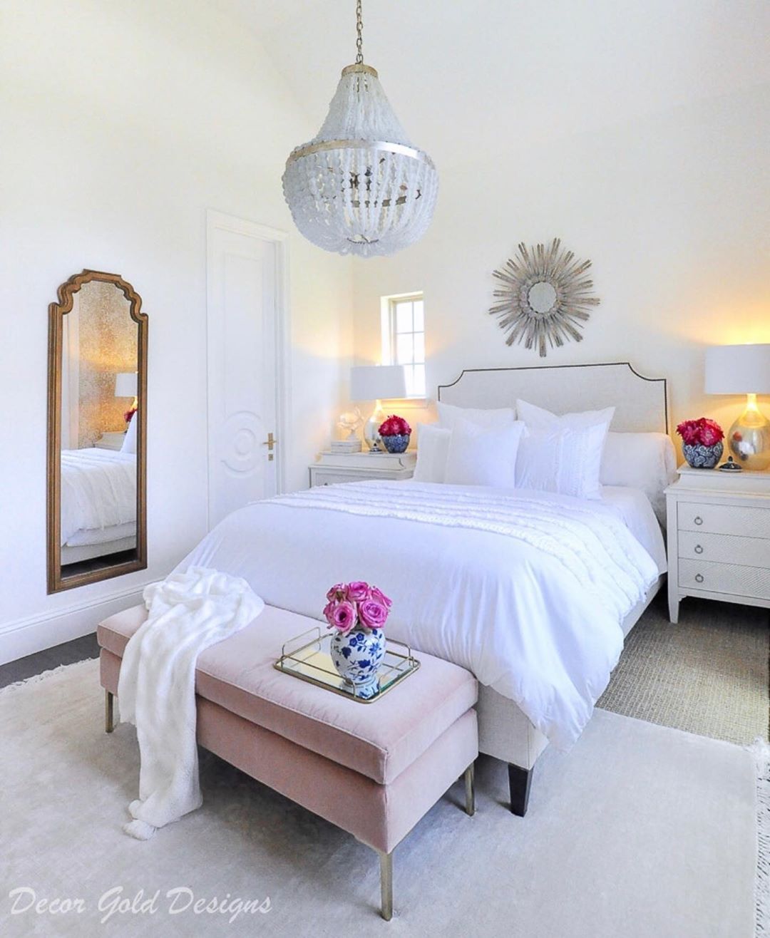 Glam Bedroom with Pink Velvet Bench and Gold Mirror via @decorgold