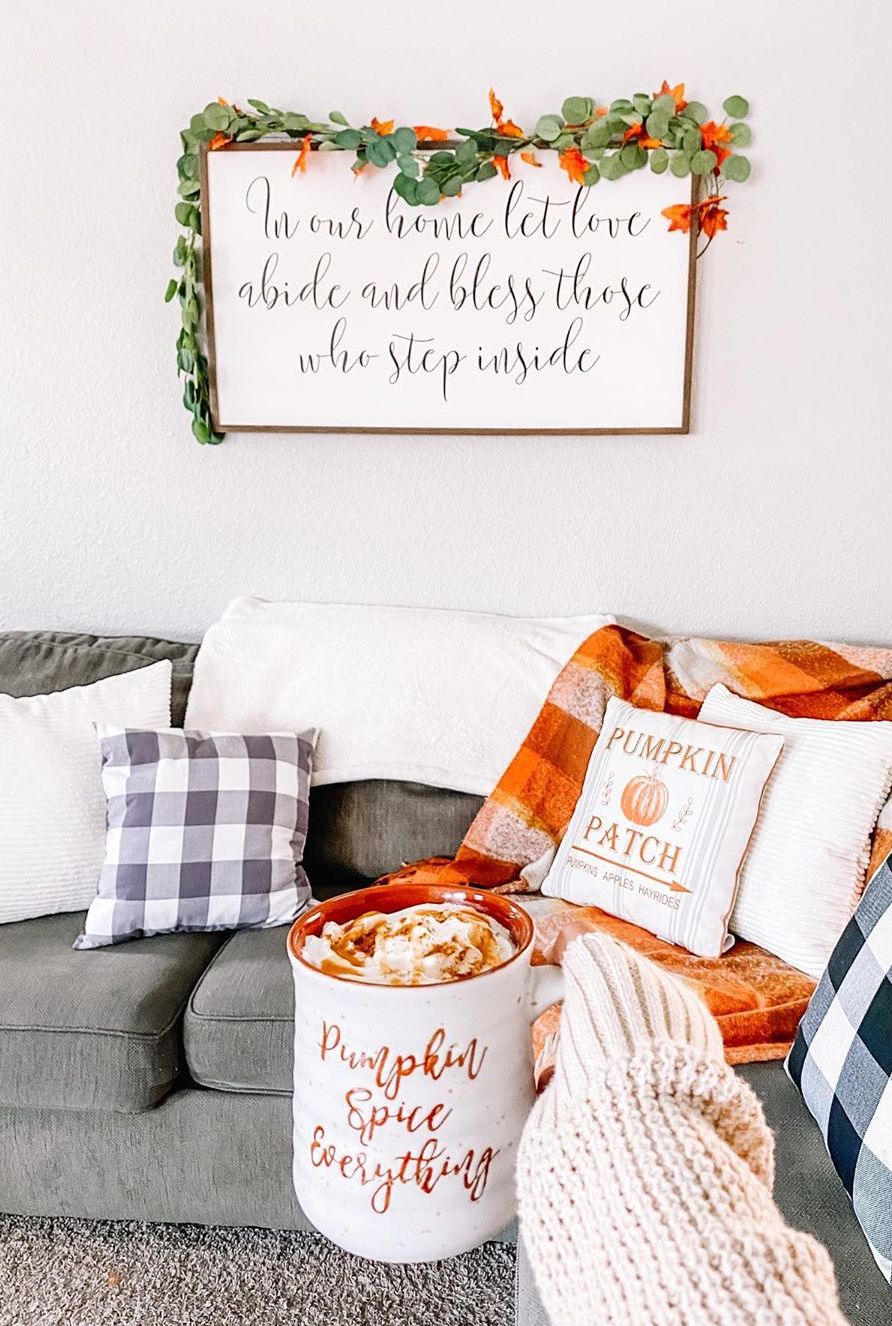 Farmhouse Fall Wall Decor Accents via @aliciaajvazquez