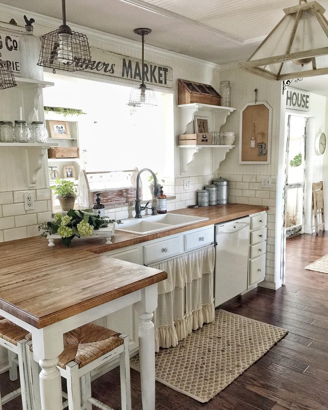 18 Stunning Farmhouse Kitchen Decor Ideas