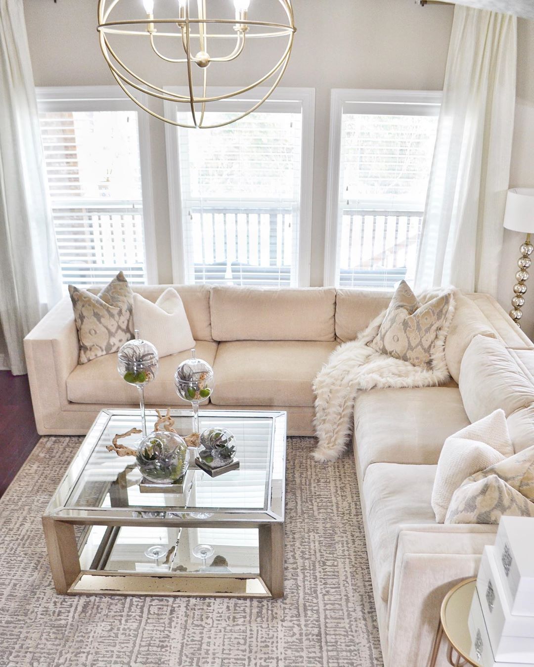 Glam-Living-Room-with-Silver-Coffee-Table-via-@saltgrassdecor.jpg