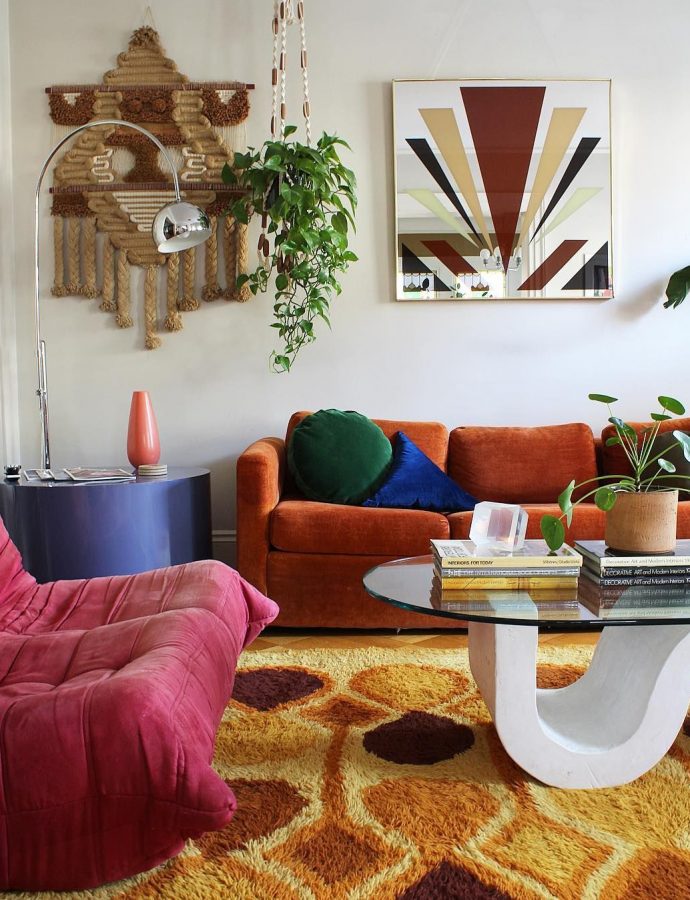 35 Retro Mid-Century Modern Living Rooms