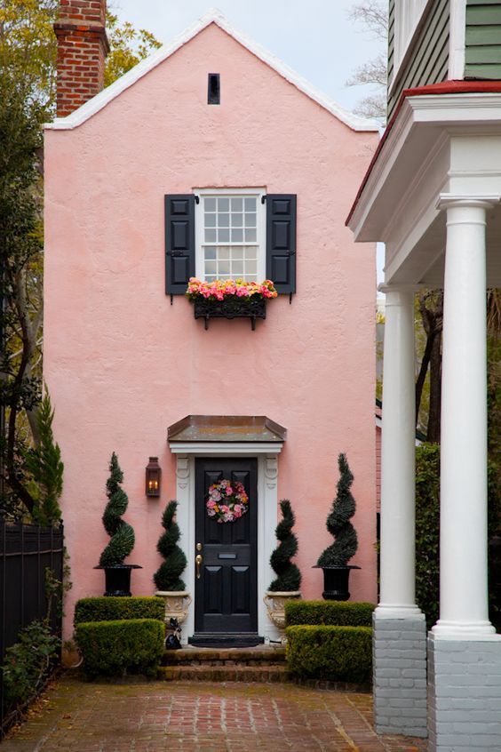 Pink House in Charleston