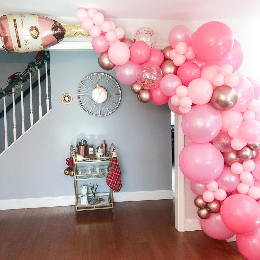 Pink Balloons as Champagne Bubbles New Year's Eve Decor via @polishedballoons