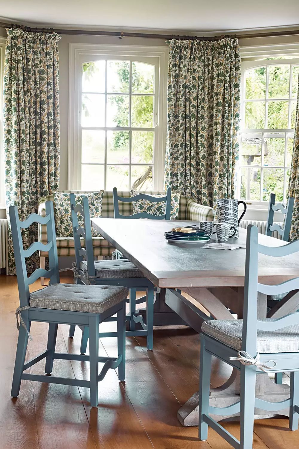 English Country Dining Room via Rupert and Anna Bradstock