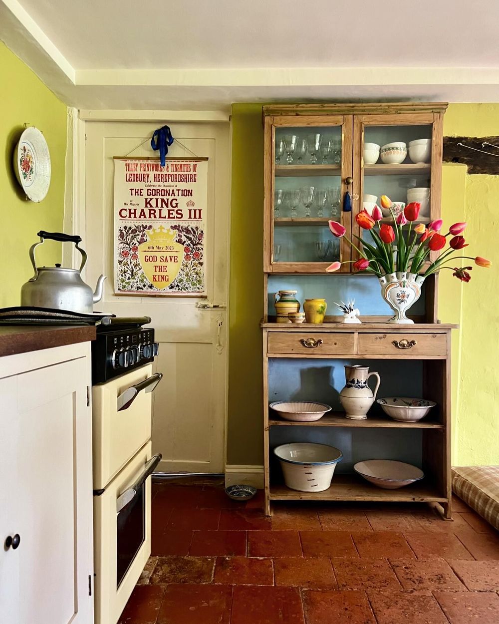 English country kitchen carlosgarciainteriors