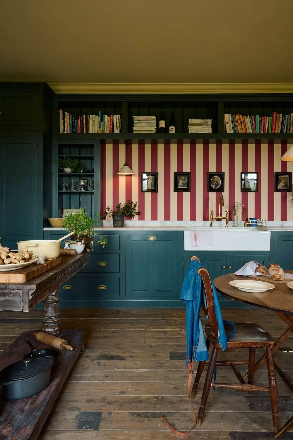 English country kitchen design striped backsplash DeVol