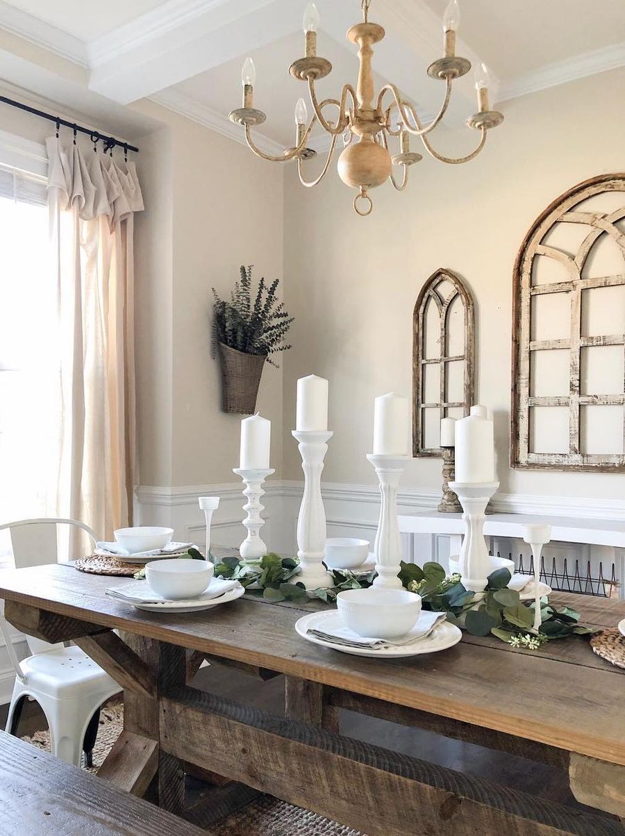 Farmhouse Chandelier Farmhouse Dining Room Decorating Ideas via @summerblaiseinteriors