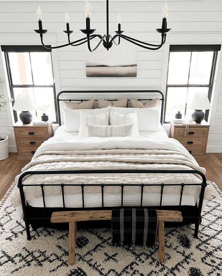 Farmhouse bedroom lighting ideas Black Chandelier @thecozyfarmhouse